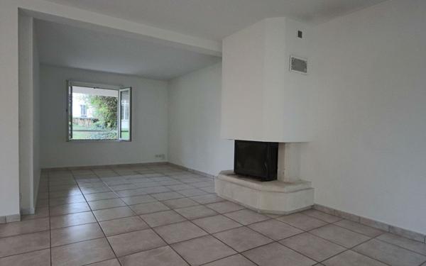 Maison à vendre    7 pièces • 168 m2 Écully