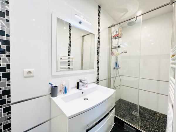 Appartement 4 pièces - 110 m² Exclusivité efficity