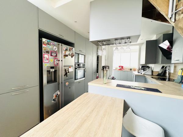 Appartement 4 pièces - 110 m² Exclusivité efficity