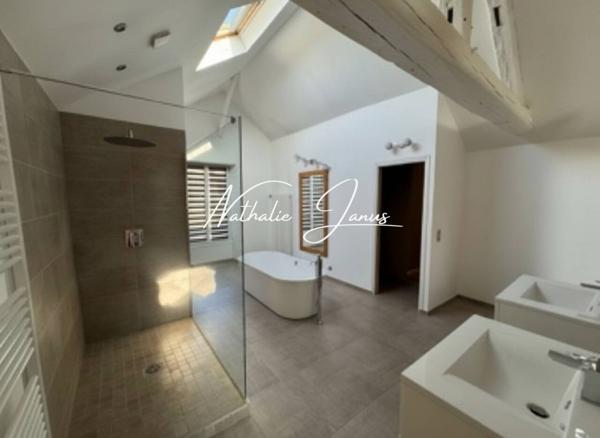 Maison à vendre 8 pièces de 162 m²
