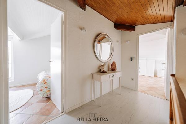 Saint-Jean-de-Védas (34430) Maison de 175 m² avec Piscine, Poolhouse et Studio Indépendant - Un Véritable Havre de Paix !