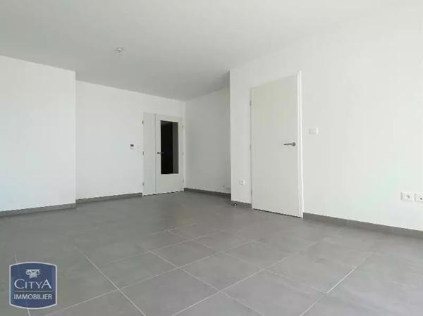 Appartement à louer 3 pièces 75.05m²