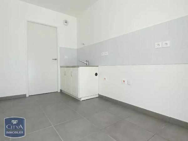 Appartement à louer 3 pièces 75.05m²