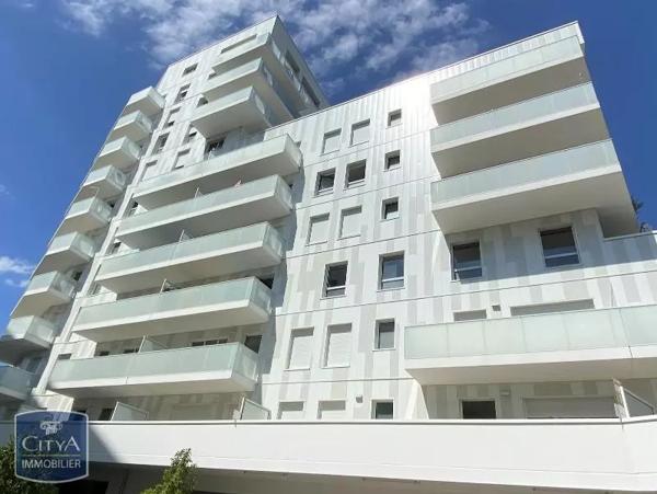 Appartement à louer 3 pièces 75.05m²