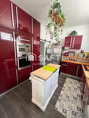 Talence Belle arcachonnaise rénovée avec piscine et garage à une dizaine de minute à pieds du tram