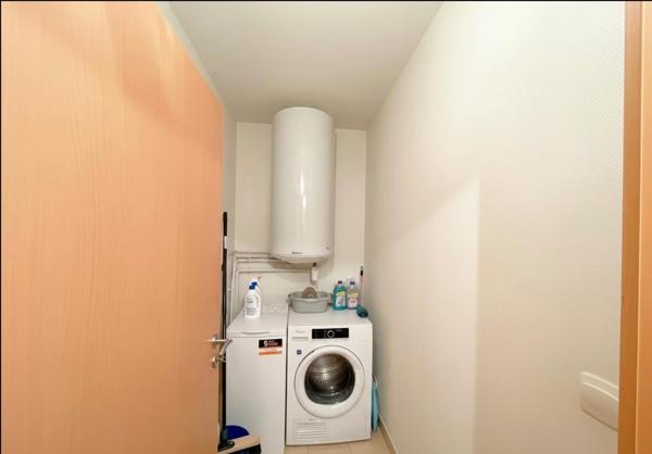 JARNY – Bel appartement avec balcon et parking