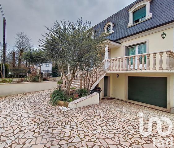 Maison à vendre 6 pièces 161 m² Le Plessis-Trévise