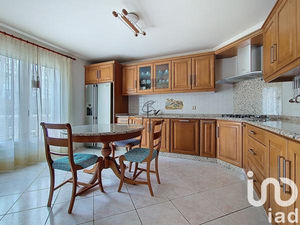 Maison à vendre 6 pièces 161 m² Le Plessis-Trévise