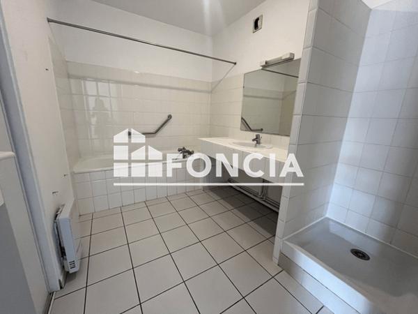 Location Appartement 3 pièces 88.87 m² - 12-14 RUE DUBOS Villenave D'ornon 33140