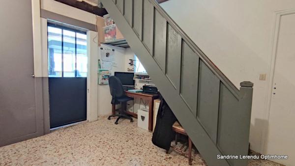 L'élégance d'une grande maison de village Normande en Pierre de Taille de 298 m² à réinventer