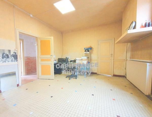 Maison 165m² avec combles + hangar de 75m² sur parcelle de plus de 500m²