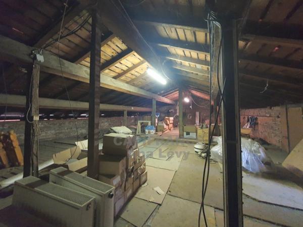 Maison 165m² avec combles + hangar de 75m² sur parcelle de plus de 500m²