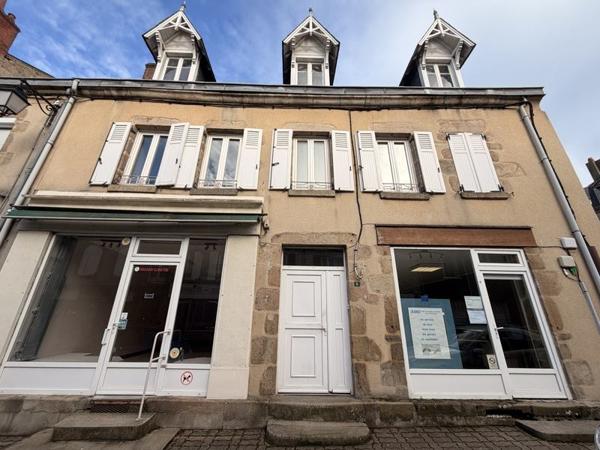 Immeuble à vendre |  Dun-le-Palestel |  179 m²