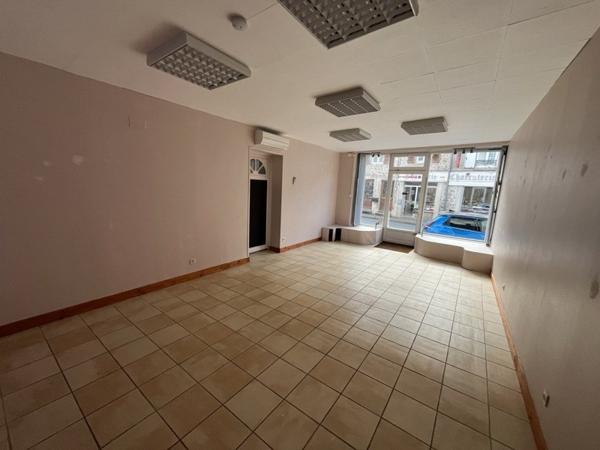 Immeuble à vendre |  Dun-le-Palestel |  179 m²