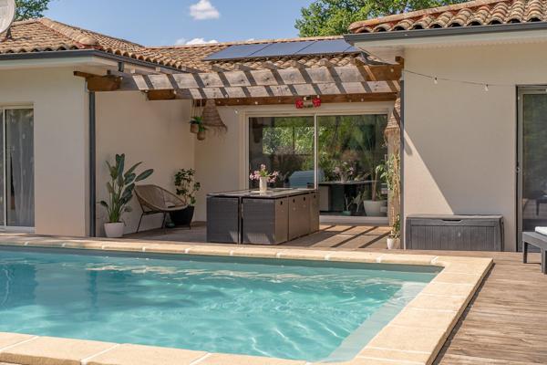 Maison 6 pièces modernes piscine