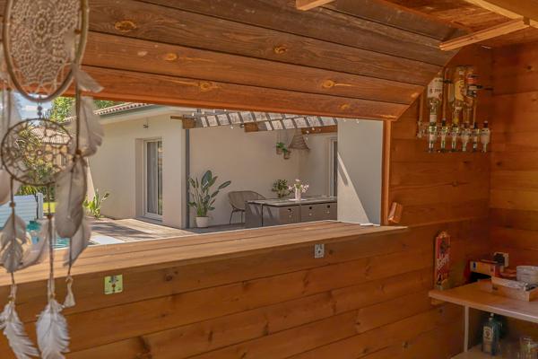 Maison 6 pièces modernes piscine
