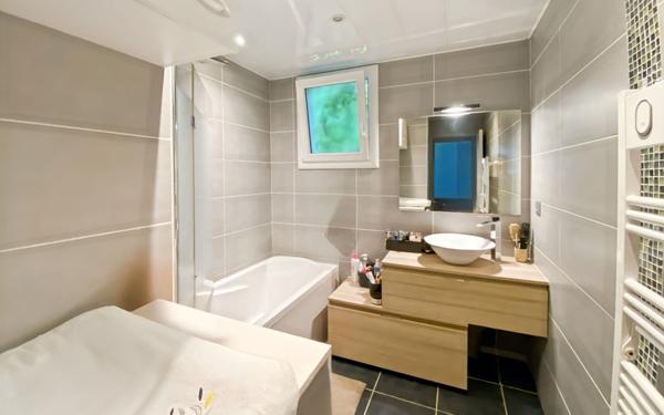 Maison à vendre    4 pièces •  Labastide-Saint-Pierre