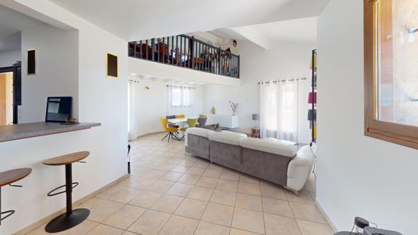 Maison secteur Castanet Tolosan 7 pièce(s) 158 m2