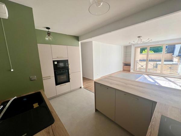 Appartement place St Martin  T3 : totalement rénové  HYPER CENTRE