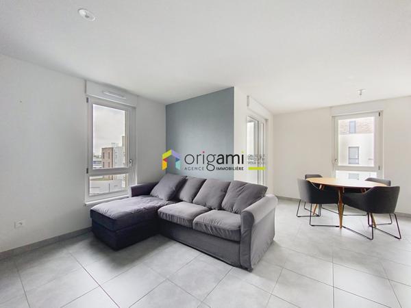 LINGOLSHEIM - Spacieux 2P meublé