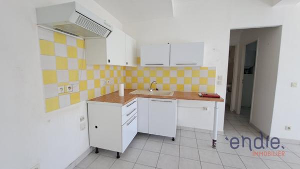 VIDAUBAN appartement F3 au calme en centre village