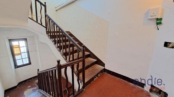 VIDAUBAN appartement F3 au calme en centre village