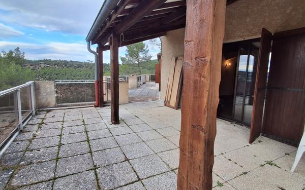 Maison à vendre    4 pièces •  Esparron-de-Verdon