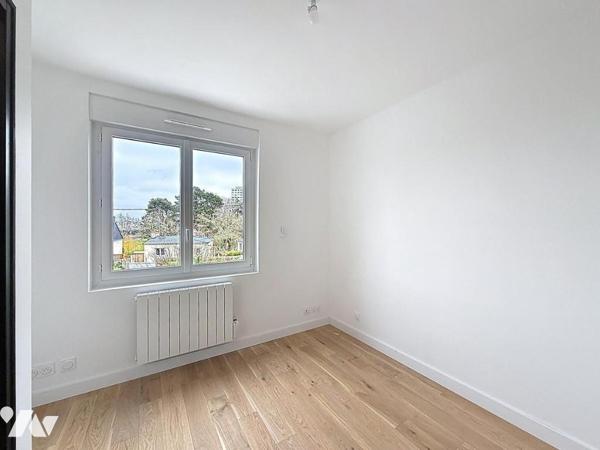 LORIENT - KERENTRECH T2 avec TERRASSE & JARDIN PRIVATIF