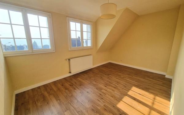 Maison à vendre    4 pièces •  Landerneau