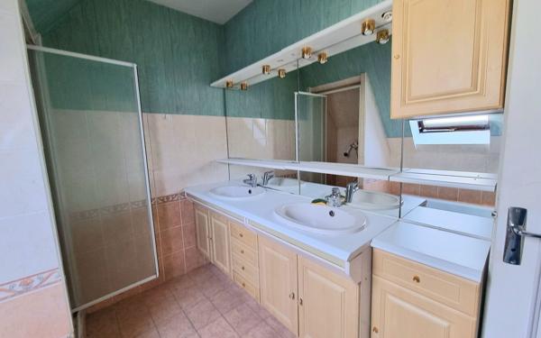 Maison à vendre    4 pièces •  Landerneau