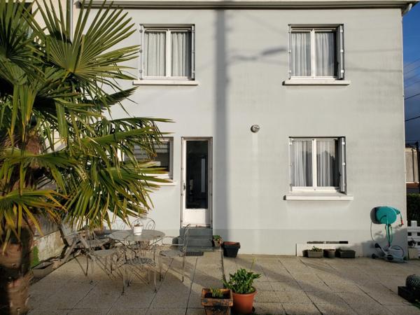 Maison à vendre de 94m² centre de LA SEGUINIERE (49)