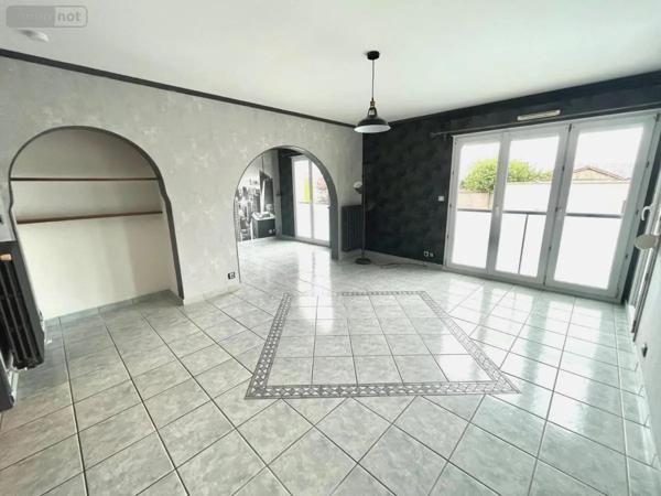 Location - Appartement Reims 51100 4 pièces 76 m 2