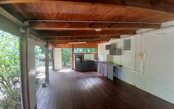 Maison à vendre    4 pièces •  Vieux-Habitants