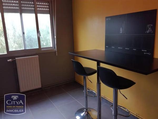 Appartement à louer 2 pièces 53.47m² Valenciennes (59300)
