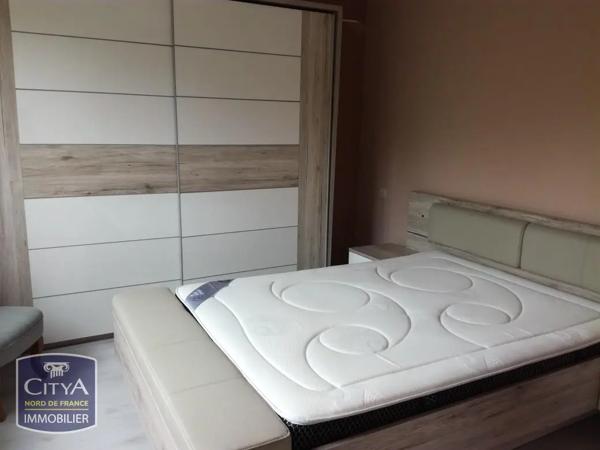 Appartement à louer 2 pièces 53.47m² Valenciennes (59300)
