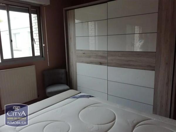 Appartement à louer 2 pièces 53.47m² Valenciennes (59300)