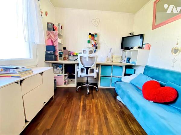 Maison familiale avec beau potentiel – Centre-bourg de Plescop