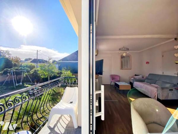 Maison familiale avec beau potentiel – Centre-bourg de Plescop