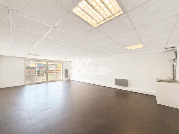 Bureau à louer – 60,7 m² au total – À 8 min à pied du métro ligne 12