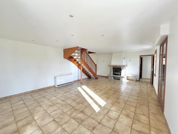 Maison à louer |  Lanmeur |  5 pièces | 85 m²