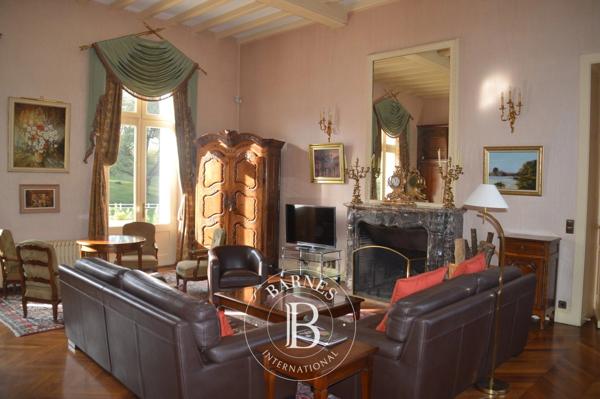 Poitiers, Château 12 Chambres -  600 m² à vendre