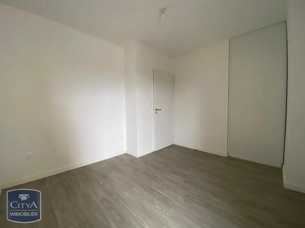 Appartement à louer 3 pièces 60.85m² Lucé (28110)