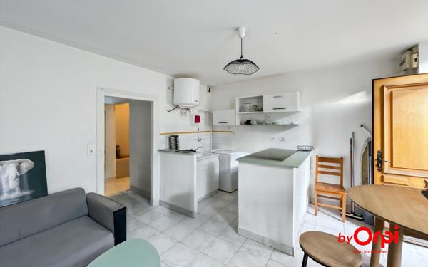 Immeuble à vendre    6 pièces •  Montluçon