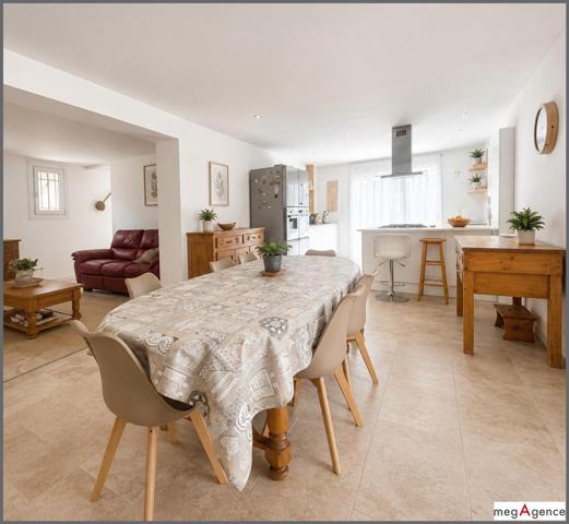 Maison à PIERREFEU-DU-VAR, 83390 - 5 pièces 121m²
