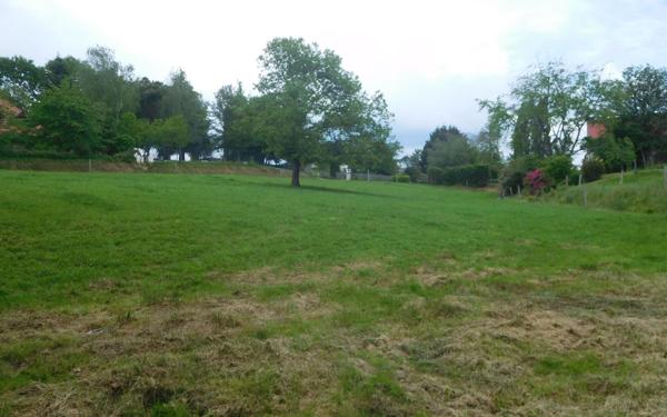 Terrain à vendre    Saint-Yrieix-la-Perche