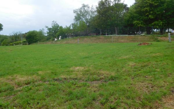 Terrain à vendre    Saint-Yrieix-la-Perche