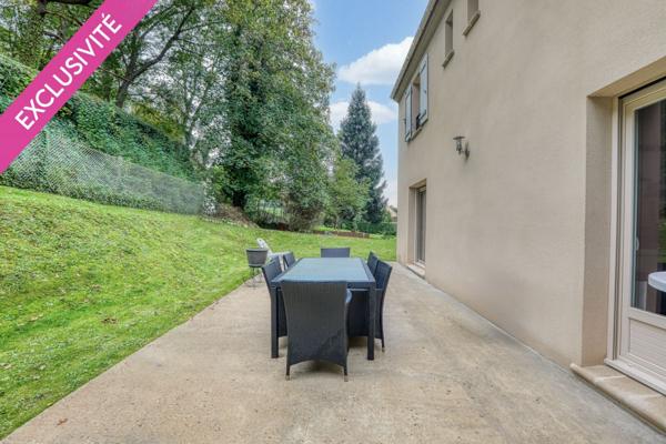 Maison Oinville Sur Montcient 127 m², 4 chambres