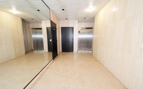 Appartement à vendre    2 pièces • 54,50 m2 Paris 20