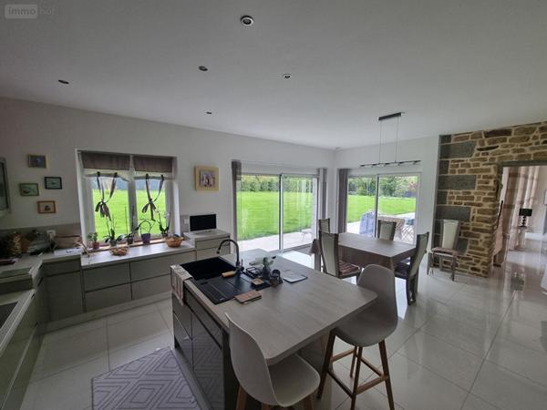 Maison à vendre à Avranches dans la Manche (50300), ref : MA582