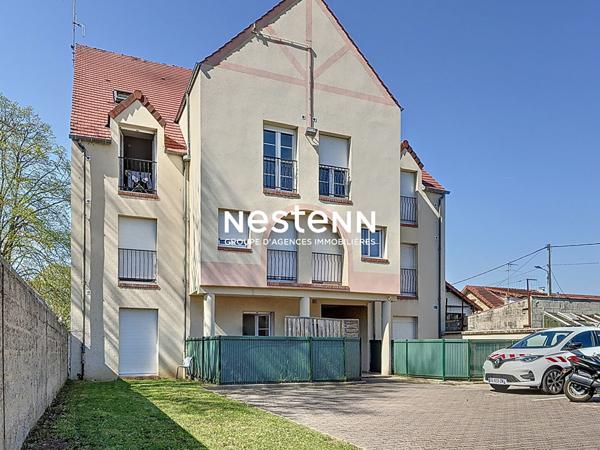 Coup de coeur - F3 avec poutres apparentes - Dernier étage à Dammarie-les-Lys